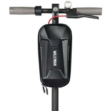 Заредете изображение във визуализатора на галерията – WILDMAN traveling bag for scooter waterproof 3L ES8 Plus black
