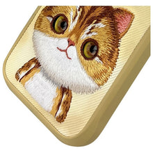 Заредете изображение във визуализатора на галерията – NIMMY case BIG EYED PET 2.0 Cat for IPHONE 16 Pro Max khaki
