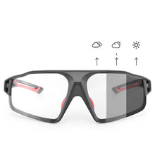 Заредете изображение във визуализатора на галерията – Rockbros SP216BK photochromic UV400 cycling glasses - black and red
