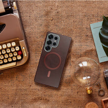 Заредете изображение във визуализатора на галерията – GENTLEMAN MAG COVER Case compatible with MagSafe for SAMSUNG A36 brown

