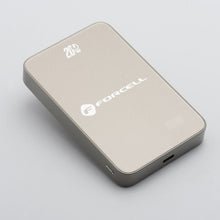 Заредете изображение във визуализатора на галерията – FORCELL F-ENERGY F10K8 Super Slim powerbank compatible with MagSafe PD3.0 QC4.0 15W 10000 mAh titanium dessert
