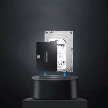 Заредете изображение във визуализатора на галерията – Ugreen CM198 50857 docking station with USB 3.0 for SATA 2.5" 3.5" SSD HHD drives, EU power supply - black
