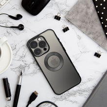 Заредете изображение във визуализатора на галерията – Case GLAM for IPHONE 17 black
