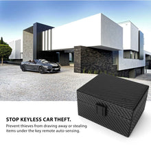 Заредете изображение във визуализатора на галерията – Tech-Protect V3 RFID box for car keys - black carbon
