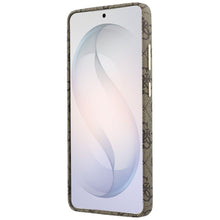 Заредете изображение във визуализатора на галерията – GUESS case for SAMSUNG S26 Ultra GUHMS26L5P4FWMSW (4G Script MagSafe) brown
