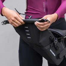 Заредете изображение във визуализатора на галерията – Rockbros 30130061001 bicycle bag 3L - black
