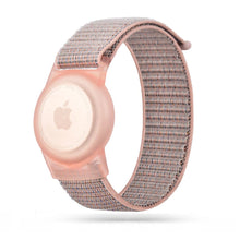Заредете изображение във визуализатора на галерията – Tech-Protect Nylon Children's Strap for Apple AirTag - Pink
