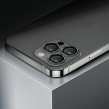 Заредете изображение във визуализатора на галерията – Uniq Optix Aluminum Camera Lens Protector for iPhone 14 Pro / 14 Pro Max camera lens with applicator - silver
