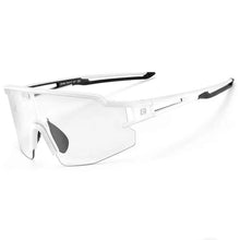 Заредете изображение във визуализатора на галерията – Rockbros 10172 photochromic UV400 cycling glasses - white
