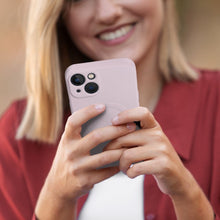 Заредете изображение във визуализатора на галерията – SILICONE MAG COVER case compatible with MagSafe for IPHONE 17 Pro pink
