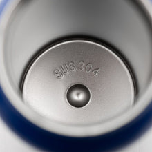 Заредете изображение във визуализатора на галерията – Magnetic holder compatible with MagSafe with 750ml container blue
