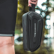 Заредете изображение във визуализатора на галерията – Rockbros 30120064001 waterproof frame bicycle bag with phone cover - black
