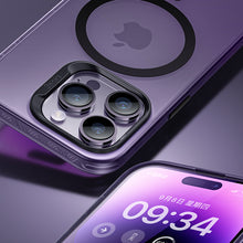 Заредете изображение във визуализатора на галерията – Benks Etui Magnetic Lucid Armor for Iphone 14 Pro white

