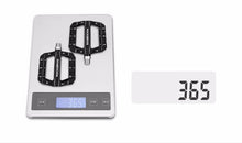 Заредете изображение във визуализатора на галерията – Rockbros 2017-12CBK Nylon Bicycle Pedal Set - Black
