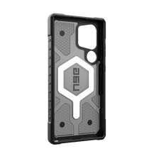 Заредете изображение във визуализатора на галерията – UAG Pathfinder Clear Magnet case for Samsung Galaxy S24 Ultra 5G with magnetic module - gray
