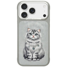 Заредете изображение във визуализатора на галерията – NIMMY case LUCKY FASHION CAT compatible with MagSafe for IPHONE 18 Pro Max/17 Pro Max grey
