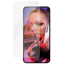 Заредете изображение във визуализатора на галерията – SAFE by PanzerGlass Ultra-Wide Fit tempered glass for Samsung Galaxy S24
