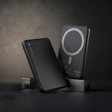 Заредете изображение във визуализатора на галерията – Powerbank compatible with MagSafe Forcell F-Energy Slim F5K9 QC4.0 PD3.0 15W 5000 mAh black

