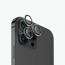 Заредете изображение във визуализатора на галерията – Uniq Optix Clear Camera Lens Protector for iPhone 15 Pro camera lens with applicator - transparent
