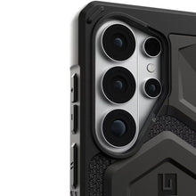 Заредете изображение във визуализатора на галерията – UAG Urban Armor Gear case MONARCH PRO with built-in magnet for SAMSUNG S26 Ultra kevlar black
