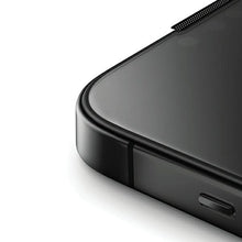 Заредете изображение във визуализатора на галерията – Uniq Optix Privacy Tempered Glass for iPhone 15/14 Pro with Applicator
