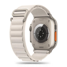 Заредете изображение във визуализатора на галерията – Tech-Protect Nylon Pro Strap for Apple Watch 4 / 5 / 6 / 7 / 8 / 9 / SE / Ultra 1 / 2 (42/44/45/49 mm) - Beige
