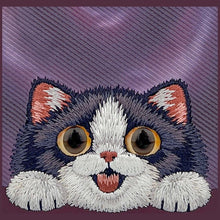 Заредете изображение във визуализатора на галерията – NIMMY case BIG EYED LYING CREAM CAT compatible with MagSafe for IPHONE 18 Pro/17 Pro purple
