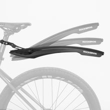 Заредете изображение във визуализатора на галерията – Rockbros DNB8001 mudguard with red LED light - black
