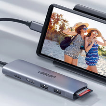 Заредете изображение във визуализатора на галерията – Ugreen CM195 ​​6in1 adapter USB-C - HDMI / 2x USB-A 3.0 / USB-C PD / SD / TF reader - gray
