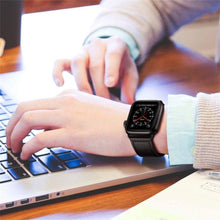 Заредете изображение във визуализатора на галерията – Tech-Protect LeatherFit Strap for Apple Watch 4 / 5 / 6 / 7 / 8 / 9 / SE / Ultra 1 / 2 (42/44/45/49 mm) - Black
