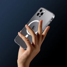 Заредете изображение във визуализатора на галерията – CLEAR MAG COVER (MID) case compatible with MagSafe for IPHONE 16e (SE 4 2025) transparent
