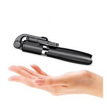 Заредете изображение във визуализатора на галерията – Tech-Protect L01S Bluetooth selfie stick with tripod up to 70cm - black
