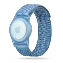 Заредете изображение във визуализатора на галерията – Tech-Protect Nylon Children's Apple AirTag Strap - Blue
