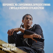 Заредете изображение във визуализатора на галерията – SAFE by PanzerGlass Ultra-Wide Fit tempered glass for iPhone 15
