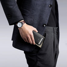Заредете изображение във визуализатора на галерията – Ugreen Magnetic Wallet 45165 magnetic MagSafe with stand - black
