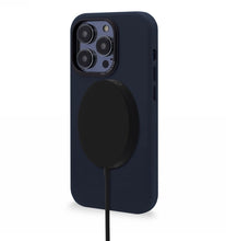 Заредете изображение във визуализатора на галерията – Decoded Leather Case with MagSafe for iPhone 14 Pro Max - navy blue
