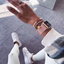 Заредете изображение във визуализатора на галерията – Tech-Protect Mellow Strap for Apple Watch 4 / 5 / 6 / 7 / 8 / 9 / SE / Ultra 1 / 2 (42/44/45/49 mm) - Black
