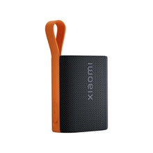 Заредете изображение във визуализатора на галерията – Wireless speaker 5W 10 h IP67 Xiaomi Sound Pocket black
