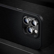 Заредете изображение във визуализатора на галерията – Benks Etui Magnetic Hybrid Armor Pro Kevlar 600D for Iphone 14 Pro Max black
