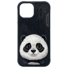 Заредете изображение във визуализатора на галерията – NIMMY case BIG EYED PET 2.0 Panda for IPHONE 15 black
