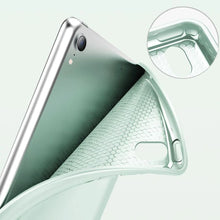 Заредете изображение във визуализатора на галерията – Tech-Protect SmartCase case for iPad 10.9" 2022 - light blue
