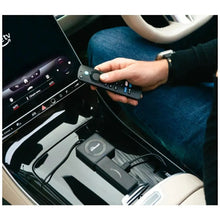 Заредете изображение във визуализатора на галерията – Wireless car adapter OTTOCAST Car TV Mate CA361-C4 black
