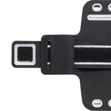 Заредете изображение във визуализатора на галерията – Spigen A703 sports armband 6.9'' - black
