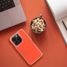 Заредете изображение във визуализатора на галерията – MATRIX Case for IPHONE 16 Pro Max orange
