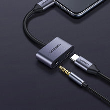 Заредете изображение във визуализатора на галерията – Ugreen CM193 50596 audio adapter two-port USB-C (male) - mini jack 3.5mm / USB-C (female) - gray
