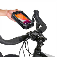 Заредете изображение във визуализатора на галерията – WILDMAN traveling bag for bike handlebars 0,5L (4 &quot;- 7&quot;) FK4 black
