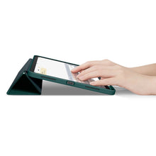 Заредете изображение във визуализатора на галерията – Spigen Urban Fit case for iPad Air 10.9'' 4/5 2020-2022 / 11.6'' 2024 - green
