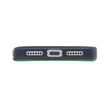 Заредете изображение във визуализатора на галерията – ZAGG case MILAN SNAP compatible with MagSafe for IPHONE 17 Pro Max raven feather
