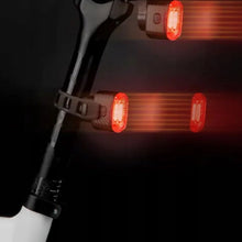 Заредете изображение във визуализатора на галерията – Rockbros Q2S LED rear bicycle light with intelligent stop system + USB-C - USB-A cable - black
