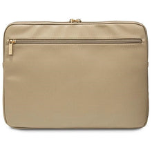 Заредете изображение във визуализатора на галерията – Guess Triangle 4G cover for a 14" laptop - gold
